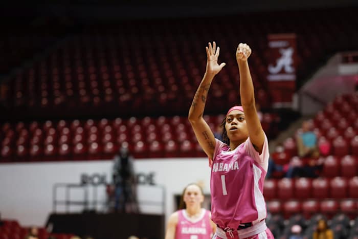 021322_WBB_AbramsMe_Kentucky_JH1096